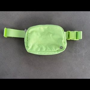 Lululemon Everywhere Belt Bag